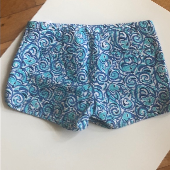 Lilly Pulitzer Shorts - Picture 4 of 11